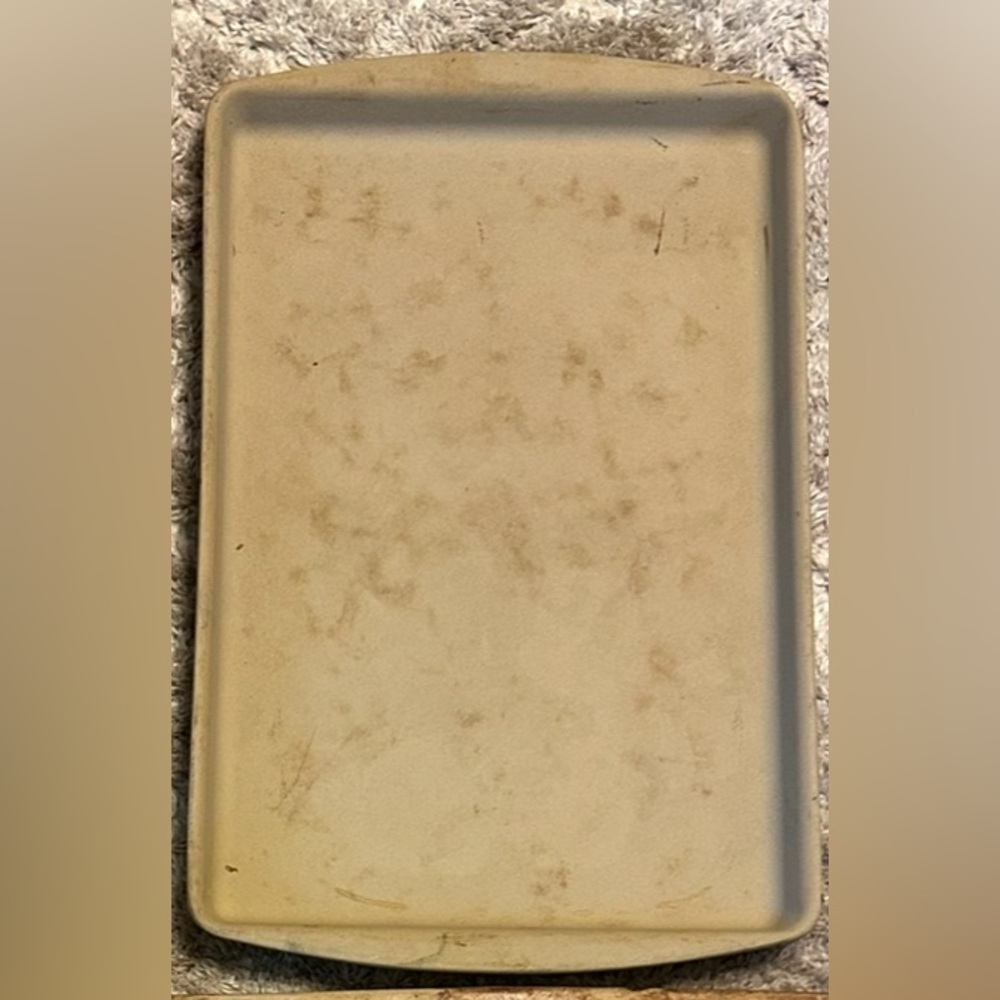 Pampered Chef large rectangle baking pan.